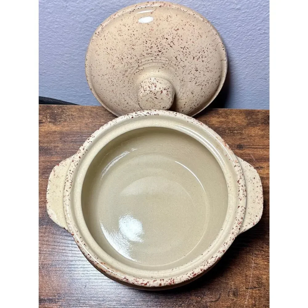 Vtg Monmouth Pottery Bean Pot Casserole Brown Speckled Stoneware Maple Leaf 2 Qt